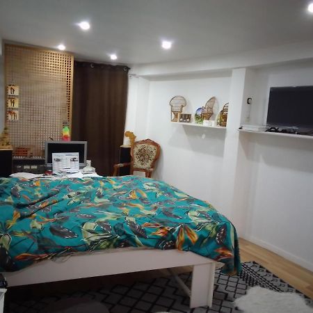 Chambre Chez L'Habitant Saint-Pierre-le-Moutier Экстерьер фото